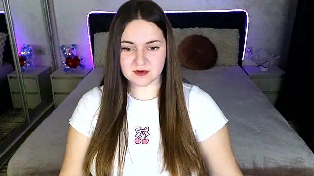 Eva Luxx online show from 03.05.26