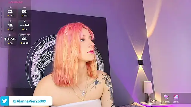 Snapshot of AlannaViera chatting on 04.16.26 AlannaViera online show from 04.16.26