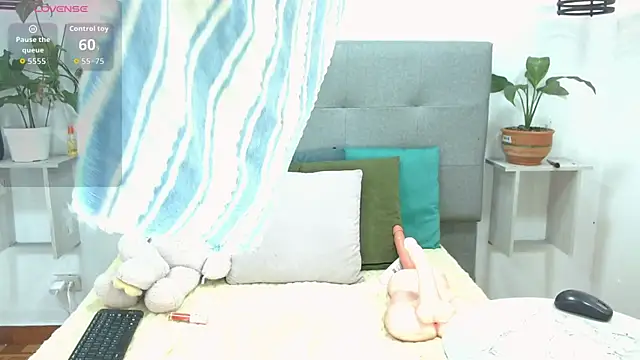 Sophia Valentina online show from 04.09.26