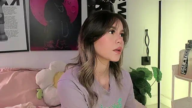 Hey lucy   online show from 04.15.26