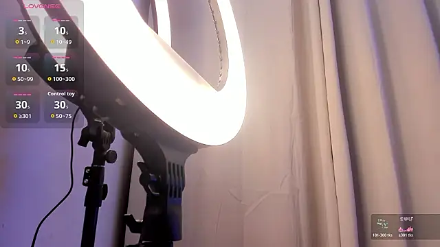 Lucia velez online show from 02.18.26