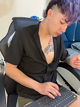 Snapshot of AlexanderCollman2 chatting on 02.04.26 AlexanderCollman2 online show from 02.04.26