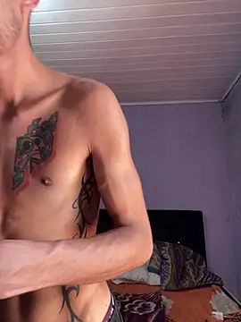 Snapshot of GuiOficialBr02 chatting on 02.05.26 GuiOficialBr02 online show from 02.05.26