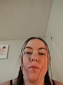 Snapshot of Ariesbabe16 chatting on 02.22.26 Ariesbabe16 online show from 02.22.26