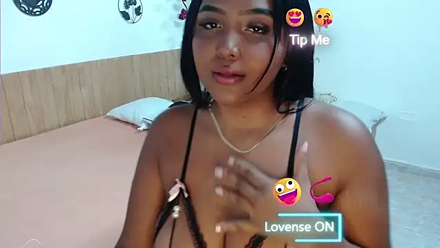 Snapshot of CloeAusten chatting on 02.05.26 CloeAusten online show from 02.05.26