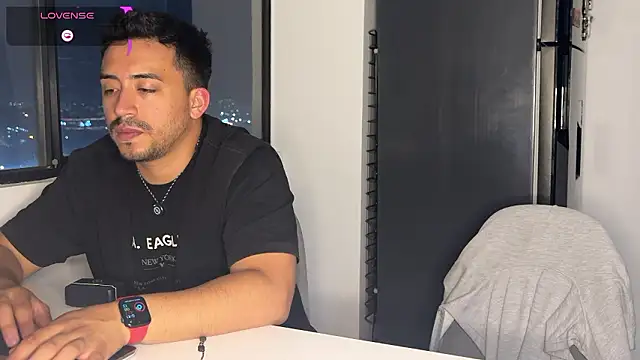 Snapshot of Sofii_n_Diego chatting on 02.06.26 Sofii n Diego online show from 02.06.26