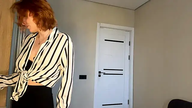 LuxuryRita online show from 02.23.26