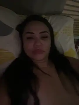 Snapshot of Deyseprado35 chatting on 02.17.26 Deyseprado35 online show from 02.17.26