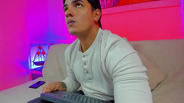 jhon nicolas online show from 04.05.26