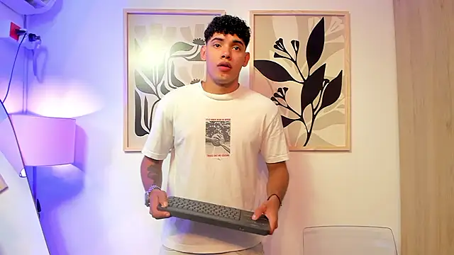 justin payn14 online show from 03.13.26