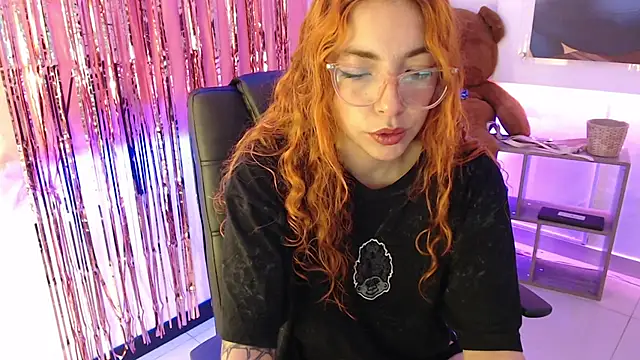 mere in redd online show from 05.04.26