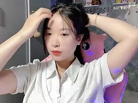 Linne6789 online show from 04.03.26