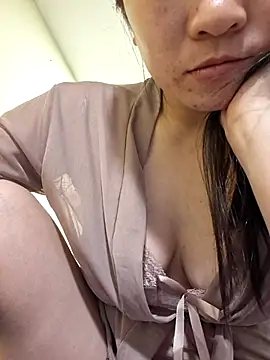 Niinaaa  online show from 02.20.26