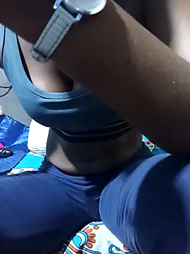 Snapshot of nthabi3 chatting on 04.08.26 nthabi3 online show from 04.08.26