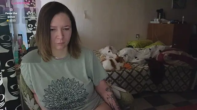 Ozalin  online show from 04.15.26