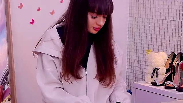 Snapshot of KayaRosse chatting on 03.24.26 KayaRosse online show from 03.24.26