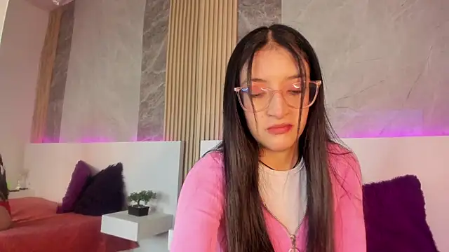 Snapshot of HannaWen_ chatting on 03.07.26 HannaWen online show from 03.07.26