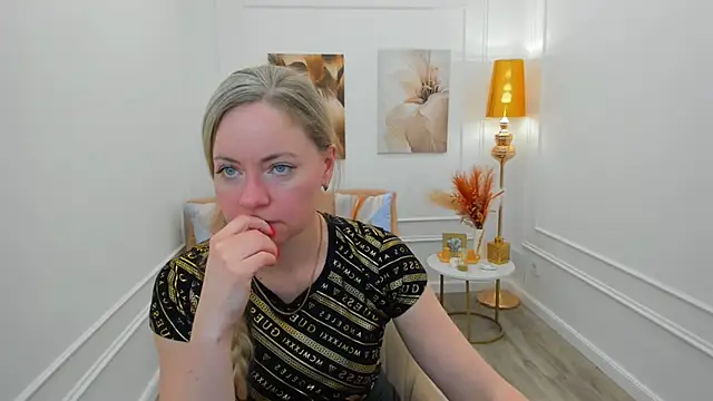 CharlotteKerti online show from 04.01.26