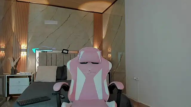 avigail xo online show from 02.04.26