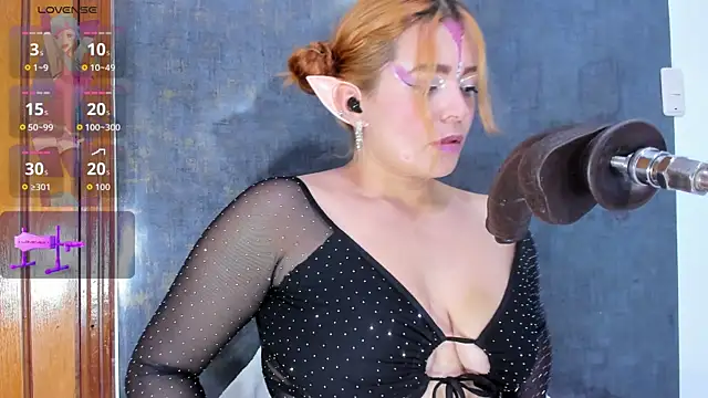 Snapshot of nicolle_boobies chatting on 03.31.26 nicolle boobies online show from 03.31.26