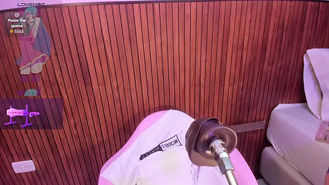 Snapshot of nicolle_boobies chatting on 04.15.26 nicolle boobies online show from 04.15.26