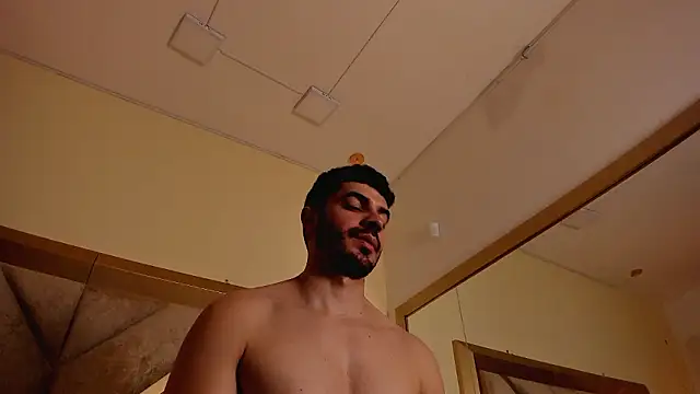 Snapshot of LaraandAxel chatting on 02.27.26 LaraandAxel online show from 02.27.26