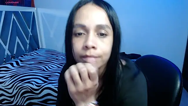 paula lopez   online show from 04.25.26