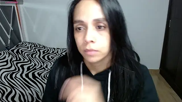 paula lopez   online show from 05.05.26