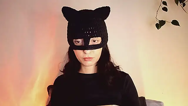 Snapshot of Onirica_L chatting on 07.15.26 Onirica L online show from 07.15.26