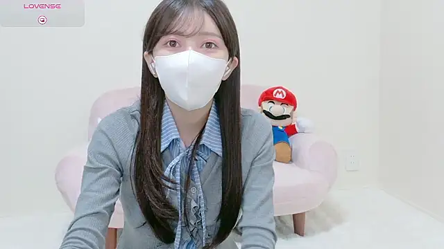 Snapshot of The_Ami_jp chatting on 04.05.26 The Ami jp online show from 04.05.26