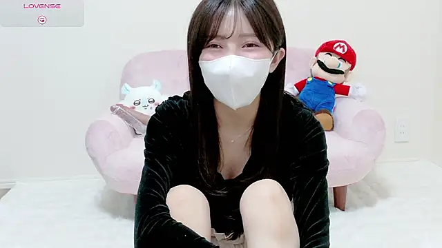 Snapshot of The_Ami_jp chatting on 04.06.26 The Ami jp online show from 04.06.26