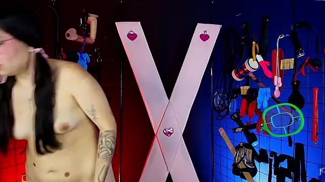 Candyqueen bdsm  online show from 03.11.26