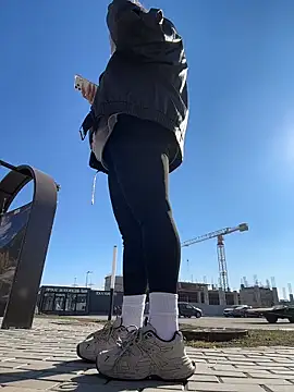 Snapshot of Chiibi chatting on 03.20.26 Chiibi online show from 03.20.26