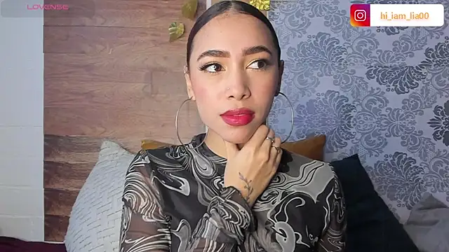 Snapshot of LiaHansson00 chatting on 03.03.26 LiaHansson00 online show from 03.03.26