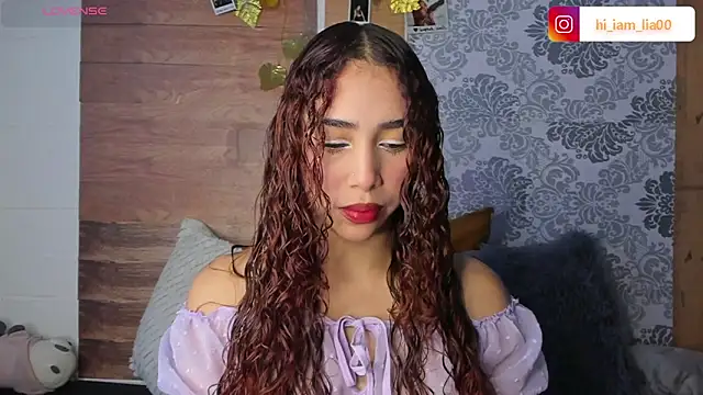 Snapshot of LiaHansson00 chatting on 03.25.26 LiaHansson00 online show from 03.25.26