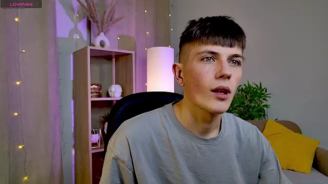 Snapshot of Rony_Joy chatting on 02.08.26 Rony Joy online show from 02.08.26