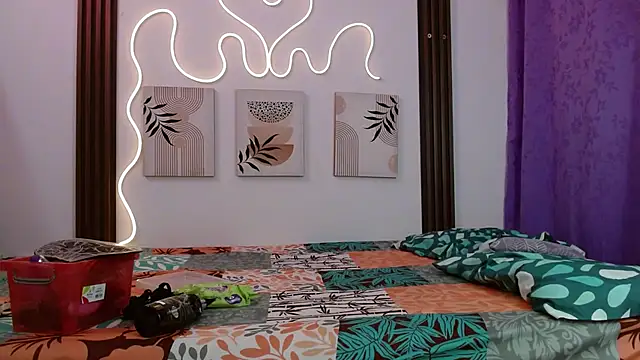 Miss Merrie online show from 02.18.26