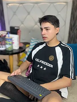 Samu Hott online show from 03.03.26