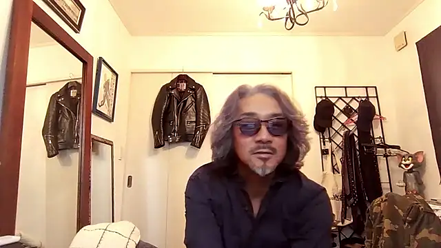 Snapshot of MtaS1 chatting on 02.11.26 MtaS1 online show from 02.11.26