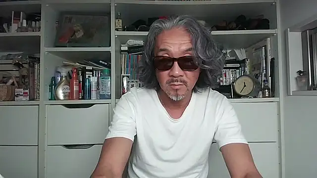 Snapshot of MtaS1 chatting on 06.09.26 MtaS1 online show from 06.09.26