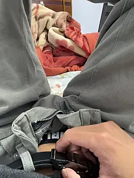 Snapshot of gold221298 chatting on 02.17.26 gold221298 online show from 02.17.26