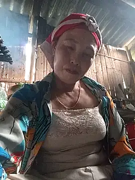 lena-cute online show from 03.18.26