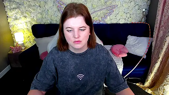 Snapshot of KristiFoxy chatting on 03.16.26 KristiFoxy online show from 03.16.26