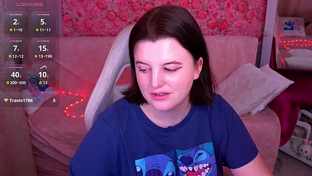 Snapshot of KristiFoxy chatting on 03.18.26 KristiFoxy online show from 03.18.26