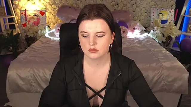 Snapshot of KristiFoxy chatting on 03.19.26 KristiFoxy online show from 03.19.26