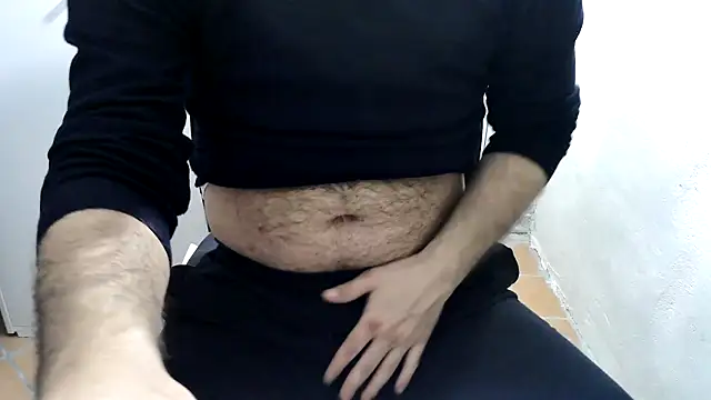 Snapshot of ItalianDaddyBear chatting on 02.04.26 ItalianDaddyBear online show from 02.04.26