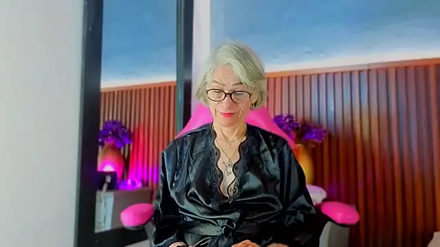 miss monserrate01 online show from 04.09.26