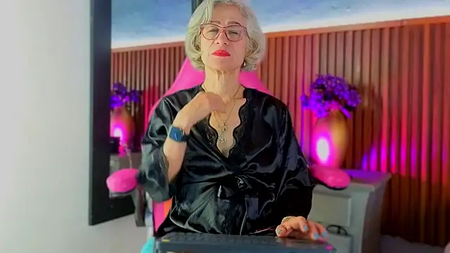 miss monserrate01 online show from 04.13.26