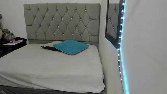  1DERECK online show from 02.20.26