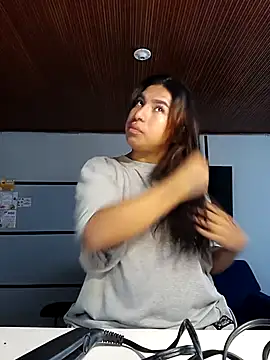 Snapshot of MeelFox chatting on 02.11.26 MeelFox online show from 02.11.26